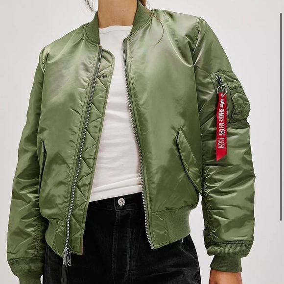 Alpha Industries Jackets & Blazers - Alpha Industries Ma size medium bomber Jacket